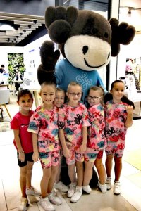 Aerobic-team-show-Fit-studio-venuse-10