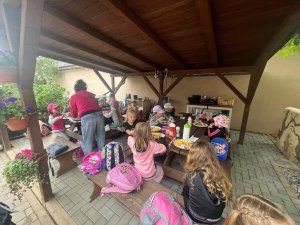 Primestsky-tabor-Disneyland-fit-studio-Venuse-30