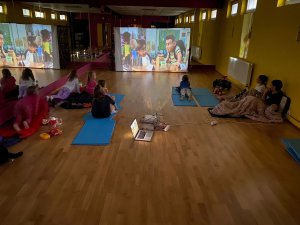 Primestsky-tabor-Disneyland-fit-studio-Venuse-36