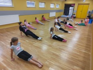 Primestsky-tabor-Disneyland-fit-studio-Venuse-53