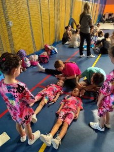 Aerobic-team-show-fit-studio-venuse-16