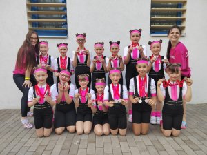 Aerobic-team-show-fit-studio-venuse-4