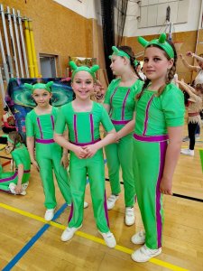 Aerobic-team-show-Fit-studio-Venuse-12