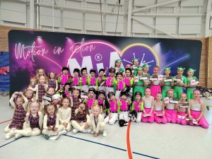 Aerobic-team-show-Fit-studio-Venuse-6