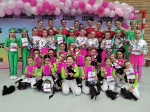 Aerobic-team-show-Fit-studio-Venuse-8