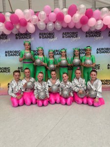 Aerobic-team-show-Fit-studio-Venuse-9