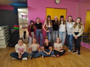 FIT-DANCE-10-a-vice-let-s-Monikou-Fit-studio-Venuse-1