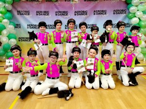 Aerobic-team-show-Fit-studio-Venuse-12