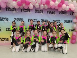 Aerobic-team-show-Fit-studio-Venuse-9