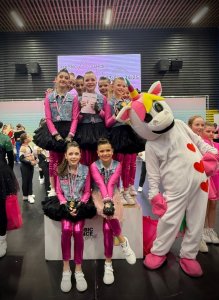 Aerobic-team-show-Fit-studio-Venuse-15