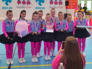 Fit-studio-Venuse-Aerobic-team-show-5