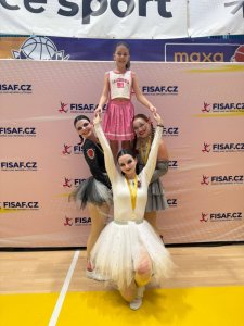 Aerobic-team-show-Fit-studio-Venuse-4